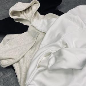 Yingling Men Heavyweight Cotton Fleece Hoody Logotipo personalizado Sudaderas con capucha en blanco Oversize Drop Shoulder Side Pockets Hoodie para hombres - Product Image 2