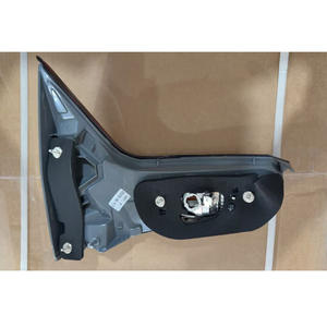 Luz Trasera para Automóvil, <span class=keywords><strong>Precio</strong></span> <span class=keywords><strong>de</strong></span> Fábrica, Venta Caliente, Accesorios para Automóviles, Luz Trasera Interior para HONDA <span class=keywords><strong>HRV</strong></span> <span class=keywords><strong>2015</strong></span> - Product Image 2