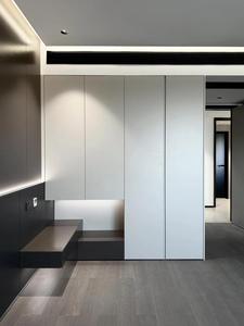 Armoire sur mesure de luxe pour la maison avec portes en bois massif, style moderne européen, écologique, grande capacité, armoire de chambre à coucher - Product Image 2