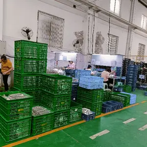 Benutzer definierte billige China Großhandel Metall Ersatzteile Uhr Teile Hersteller LKW Motor Teile
