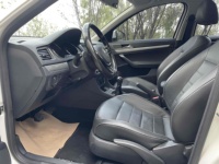 Voiture d'occasion Volkswagen Lavida 2017 1.6L Manuelle Version Confort Essence Berline Conduite à Gauche Voiture d'occasion Exportation Chine