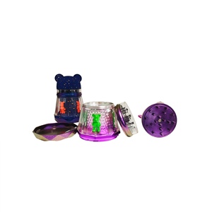 Broyeur à herbes manuel rond en alliage de zinc avec motif artistique entièrement imprimé pour accessoire - Product Image 1