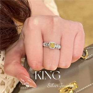 Anillo de plata de ley S925 de King Silver Jewelry con circonita cúbica amarilla y nácar blanco para mujer, ideal para regalo. - Product Image 4