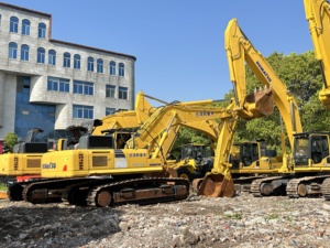Excavadora Usada Komatsu PC450-8 con 4500 Horas de Uso para Minería y Construcción - Product Image 2
