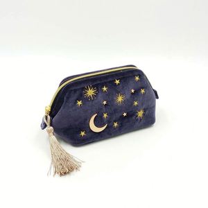 Bolsa de Maquillaje de Terciopelo Bordada, Estilo Vintage, Capacidad Media, con Cierre, Suave, para Regalo, con Asa para Colgar - Product Image 2