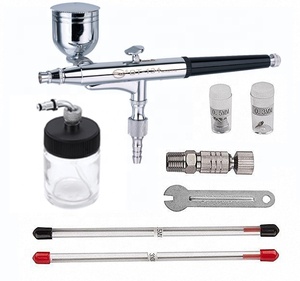 <span class=keywords><strong>Kit</strong></span> d'aérographe en cuivre à <span class=keywords><strong>double</strong></span> <span class=keywords><strong>action</strong></span> BT-134T Buse de 0.3mm Alimentation par gravité/siphon Tasse de 1/5oz et bouteille de 4/5oz pour la décoration de gâteaux - Product Image 1
