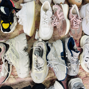 Stock all'ingrosso <span class=keywords><strong>di</strong></span> scarpe sportive usate da <span class=keywords><strong>donna</strong></span>, <span class=keywords><strong>sneakers</strong></span> <span class=keywords><strong>di</strong></span> seconda mano <span class=keywords><strong>marca</strong></span> Antelope, 45-100kg/balle, balle Ukay <span class=keywords><strong>di</strong></span> alta qualità, tutti i modelli. - Product Image 6