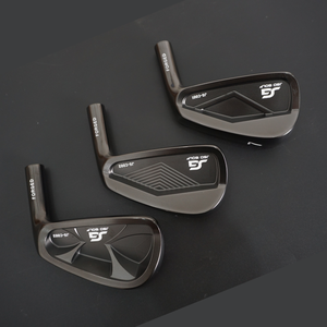 Vente en gros 7-fer droitier <span class=keywords><strong>Golf</strong></span> Iron <span class=keywords><strong>Club</strong></span> ensemble en <span class=keywords><strong>acier</strong></span> inoxydable avec poignée en caoutchouc pour la pratique - Product Image 4