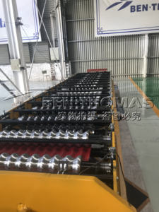 Herstellung von Hydraulik werkzeugen Ziegeldach Metalldach blech Rollen form maschine - Product Image 2