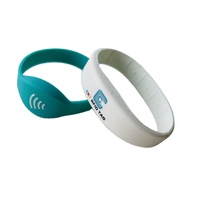 Bracelet en silicone RFID personnalisé étanche 13,56 MHz NFC pour contrôle d'accès et gestion d'événements – Vente en gros