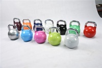 Ensemble de kettlebell compétitif coloré pour salle de sport