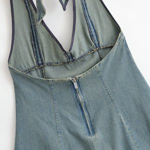 Vestido Mini Halter sin Espalda Lavado para Mujer 2026, Vestido de Verano Ajustado con Cuello en V y Detalle de Lazo, OEM/ODM de Fábrica China - Product Image 4