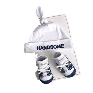 Ensemble <span class=keywords><strong>bonnet</strong></span> et chaussettes pour bébé garçon printemps-automne en coton coupe-vent avec motif lettres pour nouveau-né jusqu'à 12 mois - Product Image 5
