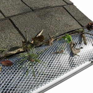 Grilles <span class=keywords><strong>de</strong></span> protection <span class=keywords><strong>de</strong></span> gouttières en maille perforée en acier inoxydable anti-corrosion et en aluminium, sur mesure, pour la collecte des feuilles - Product Image 3