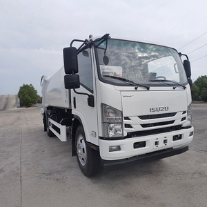 Camion à ordures Isuzu 4X2 avec compacteur, capacité 8m3 - Product Image 4