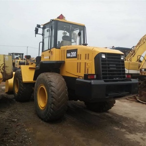 Chargeuse sur pneus <span class=keywords><strong>Komatsu</strong></span> <span class=keywords><strong>WA200</strong></span> d'occasion d'origine japonaise, prix avantageux, bon état, à vendre - Product Image 1