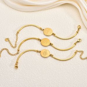 Nuovo Design Bracciale da Donna in Acciaio Inossidabile Placcato Oro 18k Lucido con Totem Religioso della Vergine Maria, Braccialetto Cristiano - Product Image 1