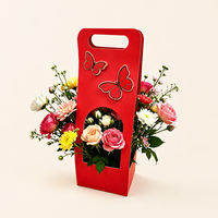 Sac en papier 3D décoré de papillons et de fleurs, idéal pour transporter les bouquets de mariage ou les fleurs lors de fêtes.