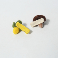 Petites pinces à cheveux en feutre mignonnes faites à la main pour enfants accessoires de cheveux simples et doux avec ruban de simulation de fruits et légumes en métal