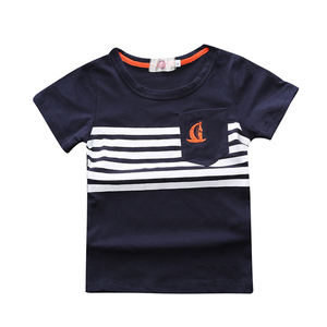 Ensemble de vêtements pour bébé garçon Summer Boutique : trois t-shirts et un jean - Product Image 2