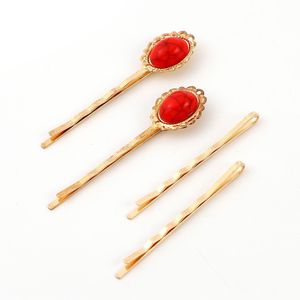 Pinces à cheveux dorées avec embellissement en pierres précieuses rouges, pince latérale pour femmes, accessoire de coiffure en métal pour usage quotidien - Product Image 1