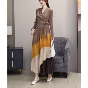 Vestito allentato per le donne <span class=keywords><strong>elegante</strong></span> Plus Size colore bloccato vestito a pieghe all'ingrosso di abbigliamento - Product Image 2