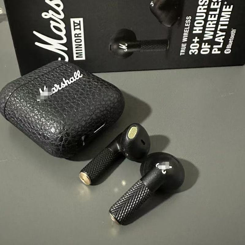 M13 black with label