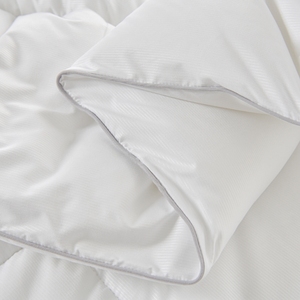 Fornitore di Piumoni per Hotel, Produttore di Trapunte Personalizzate per Quattro Stagioni in Tessuto di Poliestere con Imbottitura e Rivestimento - Product Image 6