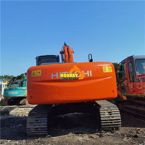 Excavatrice sur chenilles hydraulique d'occasion Hitachi ZX200-3G 20 tonnes, moteur Isuzu, pompe d'origine japonaise, excellent état, machine de taille moyenne - Product Image 1