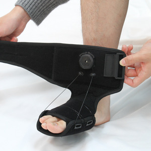 อุปกรณ์พยุงข้อเท้าแบบปรับได้ Fu Shun Foot Drop Orthosis สำหรับข้อเท้าแพลงและฟื้นฟูกล้ามเนื้อข้อเท้าตอนกลางคืน ขนาดเดียว สีดำ - Product Image 2