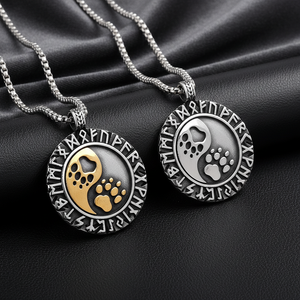 Collar con Colgante de Hacha Vikinga Yin Yang de Acero Inoxidable Personalizado, Runas Elder Futhark, Mitología Nórdica, Joyería Vintage Unisex - Product Image 1