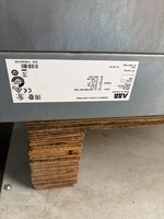 Acs880-01-414a-5 Série Acs880 250kw 3 phases 400v 0-500hz Ip21 Plc Neuf en stock avec une garantie d'un an