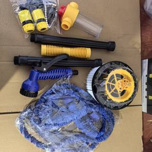 Kit de Lavado de Autos LM LM25039 con Cepillo Giratorio Automático y Mopa de Microfibra Retráctil - Product Image 5