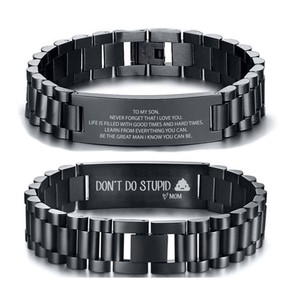 Brazalete de Acero Inoxidable Chapado en Oro PVD de 18k con Barra Grabada para Hombre |   Regalo de Cumpleaños Inspirador para Hijo de Papá y Mamá - Product Image 1