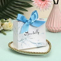 Bon marché, emballage de boutique de marque célèbre pour bijoux de bonbons de mariage avec logo à conception personnalisée, sac en carton pour cadeau avec petite porte