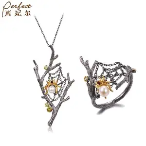 Spider Net Design Freshwater Pearl 925 Sterling Silver Jewelry Set with Black Gold Plated