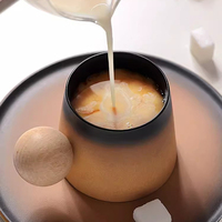 OEM Logo personnalisé Nouveauté Style Couleurs de luxe Manche en bois Tasses à café en porcelaine avec soucoupe