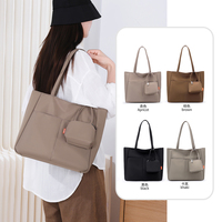 Bolso de hombro cruzado de alta gama para mujer, con cremallera, logotipo personalizado, color sólido, para viaje y teléfono, venta al por mayor.