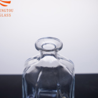 Bouteille en verre de petite capacité de 450 ml, bouteille en verre octogonale à facettes verticales pour spiritueux et diffuseur, logo personnalisable