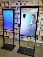 Écran numérique suspendu intérieur haute luminosité de 43 pouces, 2500 nits, double face, orienté vers la fenêtre, écran LCD Android, affichage numérique