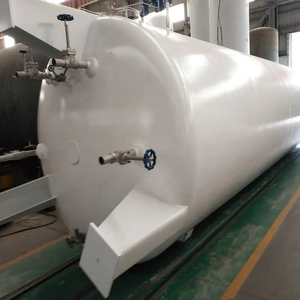 Nouveau réservoir de stockage cryogénique horizontal de GNL de 10m3 avec réservoir d'oxygène vertical pour hôtels et fermes vente - Product Image 1
