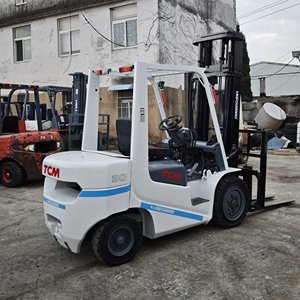 Low Price Used TCM 3 Ton Diesel Forklift Truck Secondhand TCM 3 Ton FD30 Japan Made Forklift - Product Image 4