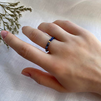 Benutzer definierte böhmische Perlen ringe 18 Karat Gold Natursteine Elastische blaue Perlen Perlen ringe