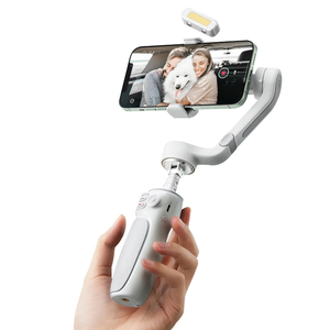 <span class=keywords><strong>ZHIYUN</strong></span> Smooth <span class=keywords><strong>Q4</strong></span> 3-Axis Smartphone Gimbal Estabilizador para iPhone Android Varilla de extensión incorporada Vlogging plegable TikTok YouTube - Product Image 1