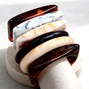 Ensemble de bracelets en résine pour femmes - Accessoires de mode élégants et traditionnels pour les fêtes, pour la Saint-Valentin et Noël - Product Image 5