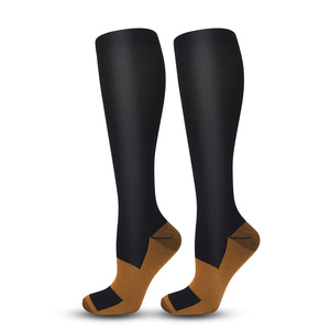 Calcetines de Compresión Deportivos para Correr, Calcetines Médicos de Enfermería para Viajes en Avión, Embarazo, Edema, Diabetes, Várices - Product Image 1