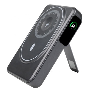 <span class=keywords><strong>แบตเตอรี่</strong></span>สำรองแม่เหล็ก 3 in 1 สำหรับ <span class=keywords><strong>iPhone</strong></span> ความจุ 10000mAh <span class=keywords><strong>แบตเตอรี่</strong></span>กึ่งแข็ง หน้าจอ TFT เครื่องชาร์จพกพาสำหรับนาฬิกา หูฟังบลูทูธ - Product Image 2