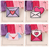 Nouvelle enveloppe de patchs personnalisés brodés avec cœur pour la saint-valentin