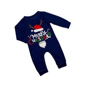 Conjunto de Pijamas de Poliéster Macio com Estampa de Chifres de Veado e Letras, para o Inverno de 2025, com Chapéus de Natal e Blocos de Cores – Roupas de Família Combinando para o Natal - Product Image 5