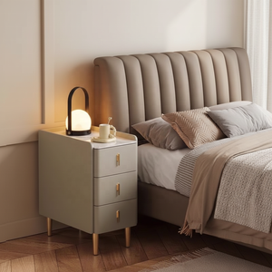 Table <span class=keywords><strong>de</strong></span> <span class=keywords><strong>chevet</strong></span> en bois <span class=keywords><strong>de</strong></span> style scandinave hautement recommandée <span class=keywords><strong>avec</strong></span> trois tiroirs et compartiment secret dissimulé pour usage domestique - Product Image 5